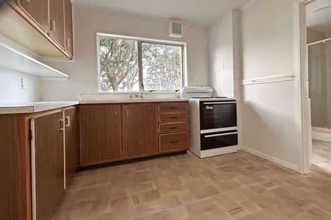 Photo of property in 2/154 Onepu Road, Lyall Bay, Wellington, 6022