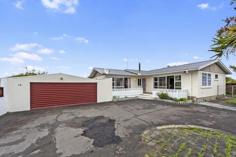 Photo of property in 12 Joanna Place, Deanwell, Hamilton, 3206