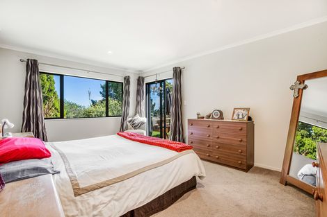 Photo of property in 105 Judge Richardson Drive, Opaheke, Papakura, 2584