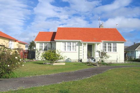 Photo of property in 14 Severn Terrace, Roslyn, Palmerston North, 4414