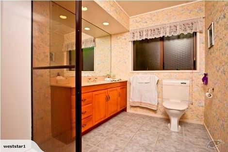 Photo of property in 31 Kenmure Avenue, Forrest Hill, Auckland, 0620