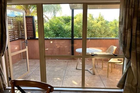 Photo of property in 24 Carnmore Place, Torbay, Auckland, 0630