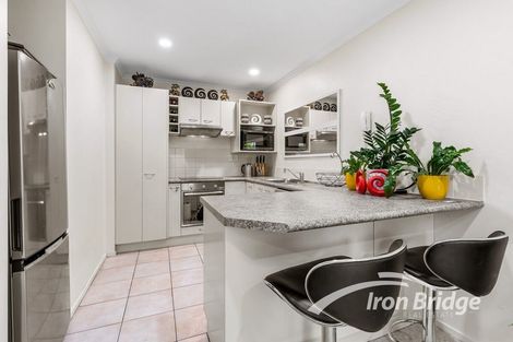 Photo of property in 5/86 Fernhill Way, Oteha, Auckland, 0632