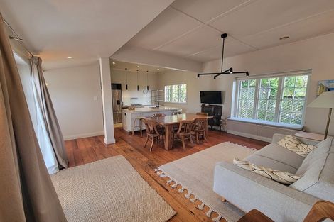 Photo of property in 212 Barnard Street, Wadestown, Wellington, 6012