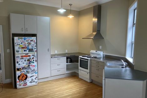 Photo of property in 19 Elizabeth Street, Mount Victoria, Wellington, 6011