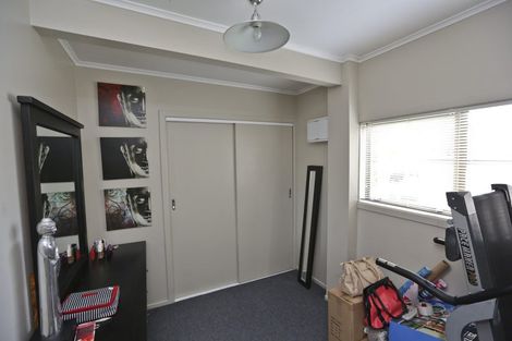 Photo of property in 4a Sea Spray Drive, Bucklands Beach, Auckland, 2012