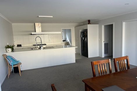 Photo of property in 35 Farnworth Terrace, Glenside, Wellington, 6037