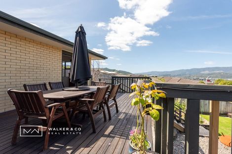 Photo of property in 16 Kirton Drive, Riverstone Terraces, Upper Hutt, 5018