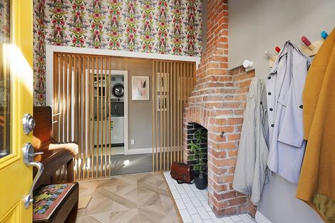 Photo of property in 42 Derwent Street, Island Bay, Wellington, 6023