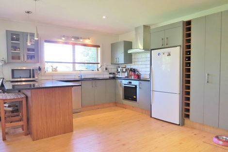 Photo of property in 46 Charles Street, Carterton, 5713