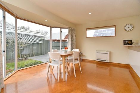 Photo of property in 23a Althorp Place, Avonhead, Christchurch, 8042