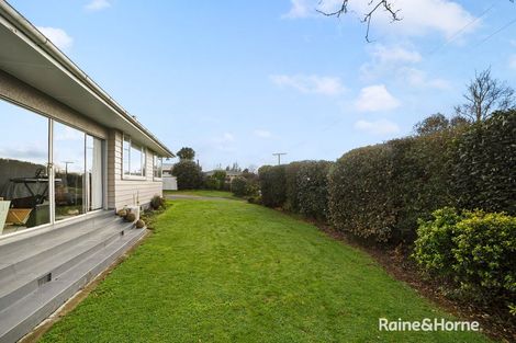 Photo of property in 1 Durham Street, Solway, Masterton, 5810