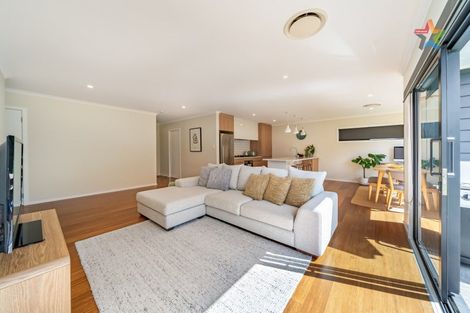 Photo of property in 8 Richard Sadleir Way, Belmont, Lower Hutt, 5010