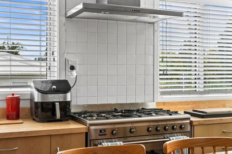 Photo of property in 31a Cockburn Street, Onerahi, Whangarei, 0110