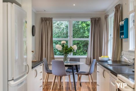 Photo of property in 14 Leona Way, Paparangi, Wellington, 6037