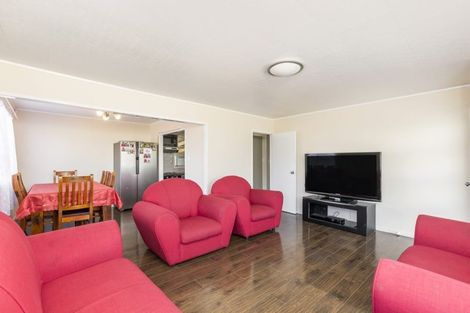 Photo of property in 12 Avro Place, Mangere, Auckland, 2022