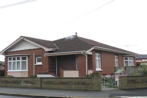 Photo of property in 134 Macandrew Road, South Dunedin, Dunedin, 9012