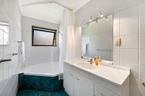 Photo of property in 49a Meeanee Road, Taradale, Napier, 4112