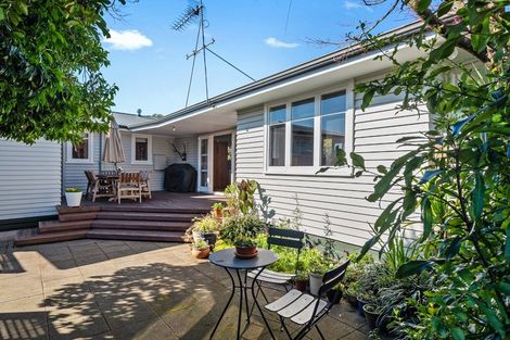 Photo of property in 103 Beerescourt Road, Beerescourt, Hamilton, 3200