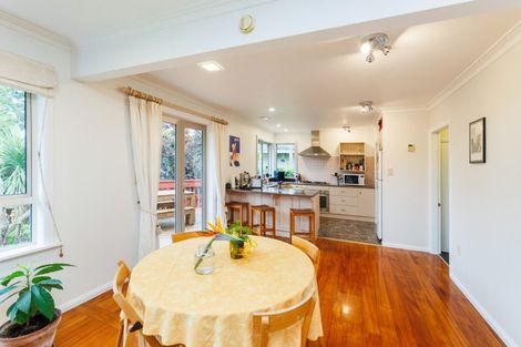 Photo of property in 39 Lincoln Terrace, Hokowhitu, Palmerston North, 4410