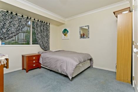 Photo of property in 39 Bluebird Crescent, Unsworth Heights, Auckland, 0632