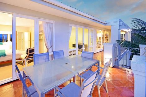 Photo of property in 2/13 Castor Bay Road, Castor Bay, Auckland, 0620