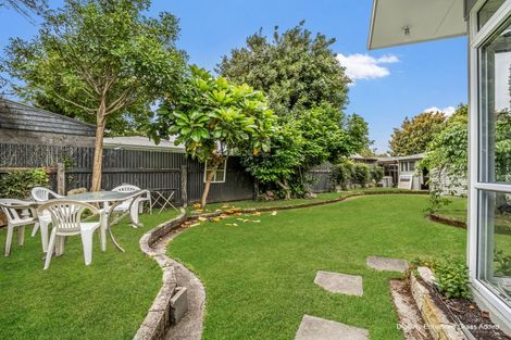 Photo of property in 6 Firth Place, Awapuni, Palmerston North, 4412