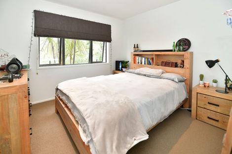 Photo of property in 35 Landvale Court, Browns Bay, Auckland, 0630