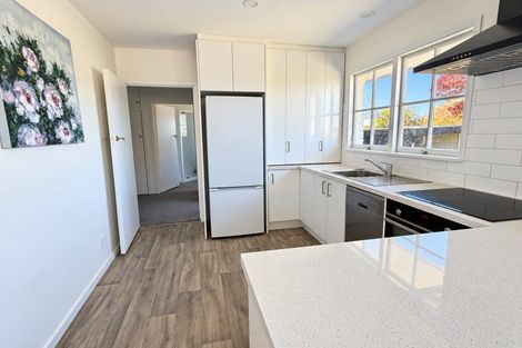 Photo of property in 2/8 Elstow Place, Spreydon, Christchurch, 8024