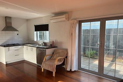 Photo of property in 57 Springfield Road, St Albans, Christchurch, 8014