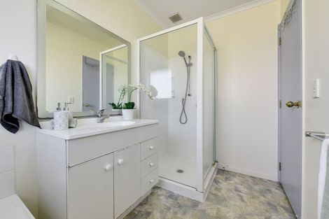 Photo of property in 40 Aldona Place, Fairview Downs, Hamilton, 3214