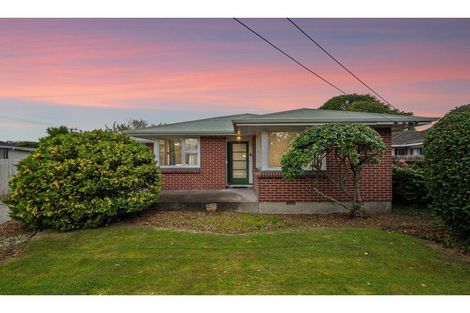 Photo of property in 12 Blossomdale Place, Bishopdale, Christchurch, 8053