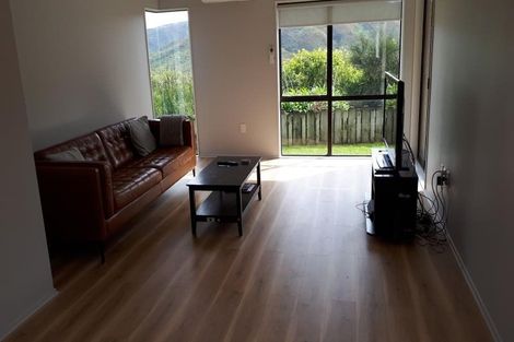 Photo of property in 49 Satara Crescent, Khandallah, Wellington, 6035