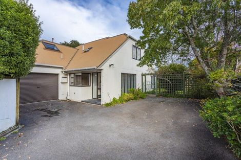 Photo of property in 4 Sutherland Avenue, Silverstream, Upper Hutt, 5019
