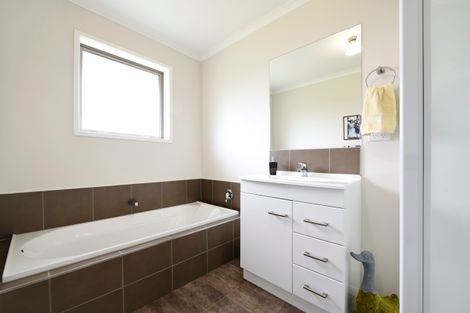 Photo of property in 8 Robertson Mill Place, Rai Valley, 7194