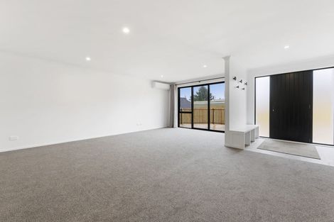 Photo of property in 30c Russell Road, Manurewa, Auckland, 2102