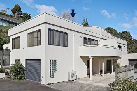 Photo of property in 2/14 Duncan Street, Tawa, Wellington, 5028