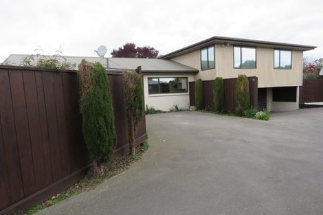 Photo of property in 28 Dinton Street, Russley, Christchurch, 8042