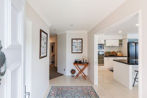 Photo of property in 22 Phoenix Avenue, Hokowhitu, Palmerston North, 4410