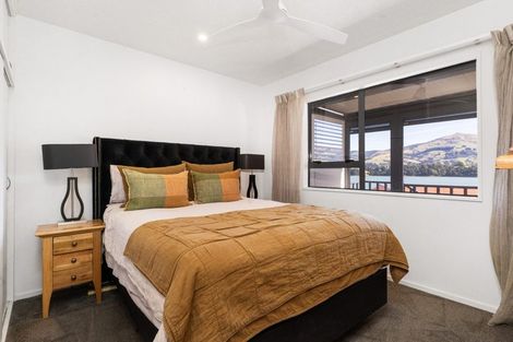 Photo of property in 18 Haywards Lane, Duvauchelle, 7581