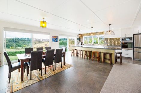 Photo of property in 165 Albert Road, Tokomaru, Palmerston North, 4474