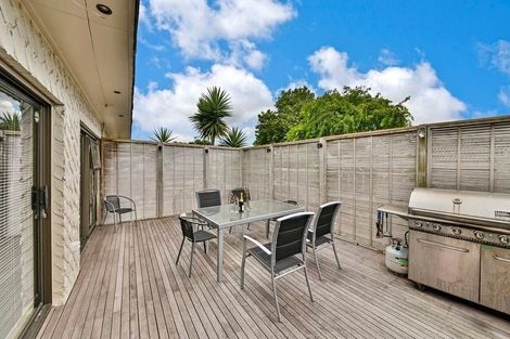 Photo of property in 72 Motatau Road, Papatoetoe, Auckland, 2025