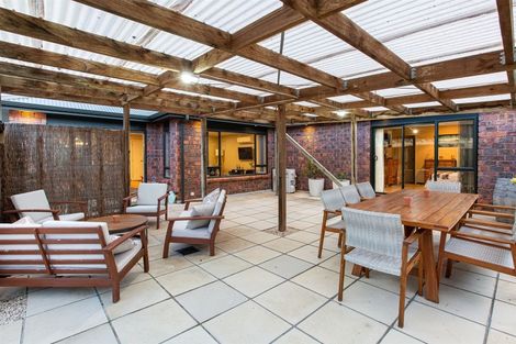 Photo of property in 6 Aotea Drive, Aotea, Porirua, 5024