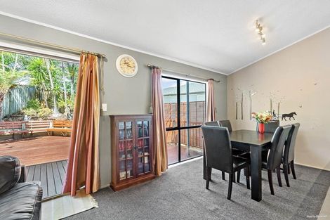 Photo of property in 3/20a Lavery Place, Sunnynook, Auckland, 0632