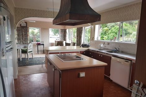 Photo of property in 2 Shepherds Road, Papakura, 2110