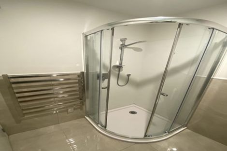 Photo of property in 7 Korama Lane, New Lynn, Auckland, 0600