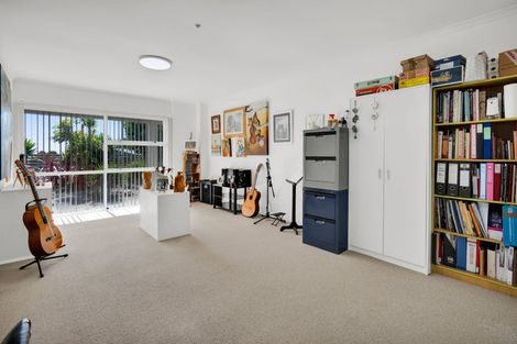 Photo of property in 45 Glamis Avenue, Bell Block, New Plymouth, 4312