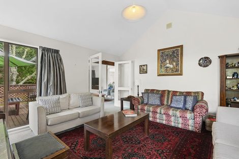 Photo of property in 6a Spencer Place, Merrilands, New Plymouth, 4312