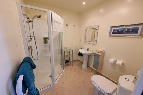 Photo of property in 5 Seaview Crescent, Picton, 7220