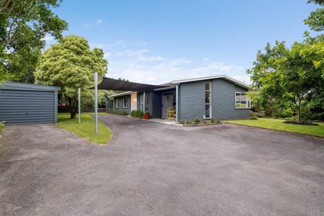 Photo of property in 15d Saint Ives Grove, Whalers Gate, New Plymouth, 4310